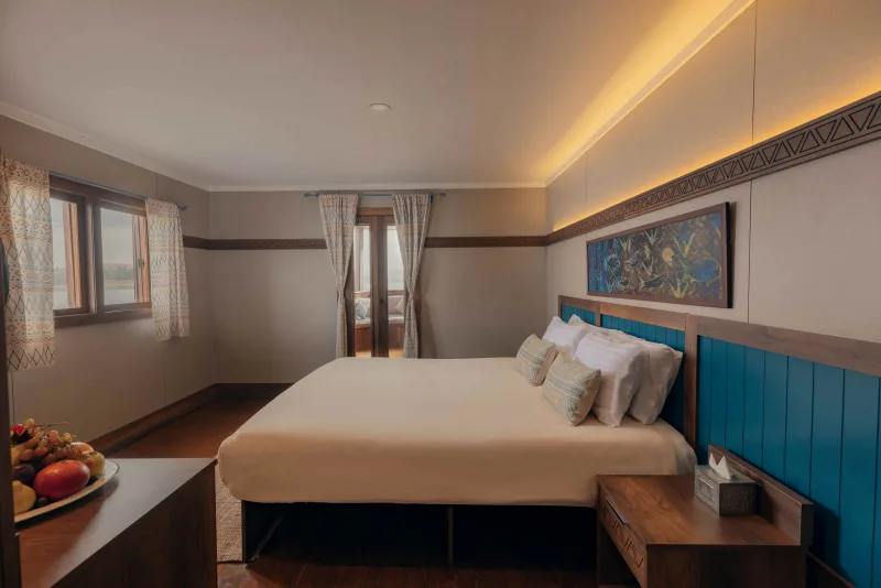 Ashranda Nuun and Nuut Dahabiyas